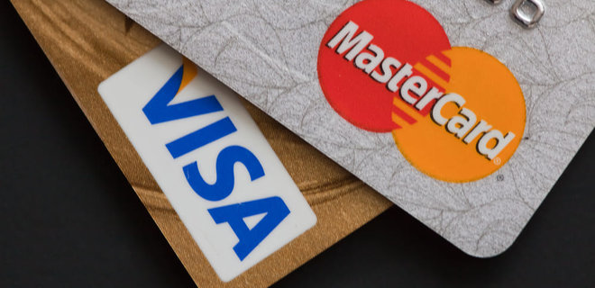 НБУ просит Visa и Mastercard остановить обслуживание россиян - Фото