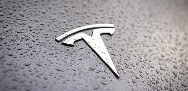 Недосяжний. Електромобіль Tesla Model 3 повертає лідерство у Європі - Фото