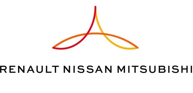 Renault, Nissan і Mitsubishi інвестують 23 млрд євро в електромобілі - Фото
