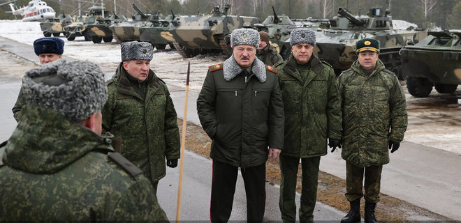 ЄС ввів санкції проти ще 22 воєначальників Білорусі - Фото
