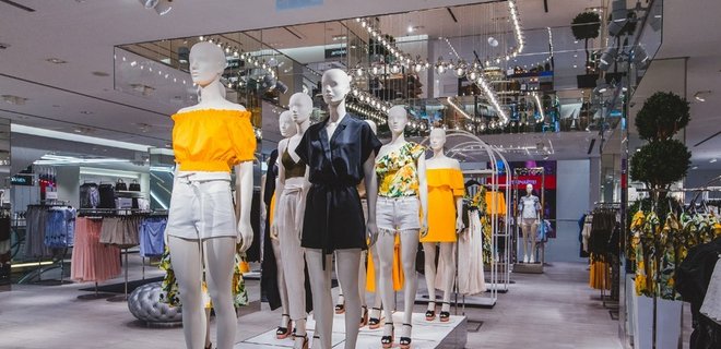 Шведська H&M Group призупинила продаж в Росії - Фото