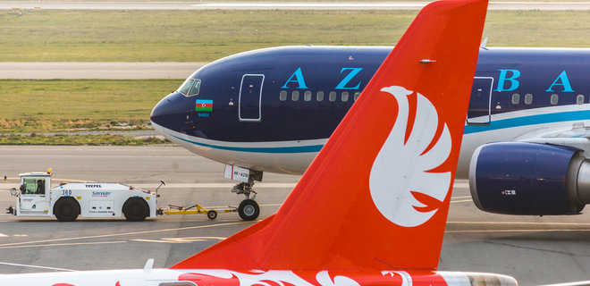 Азербайджанські авіакомпанії припинили польоти до Росії - Фото