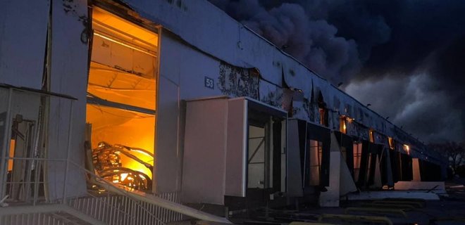 Росіяни знищили склад МХП з продуктами на 230 млн грн - Фото