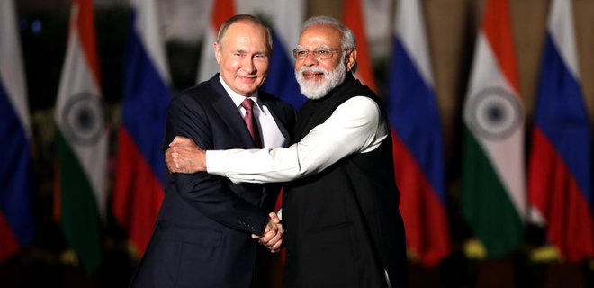 Расчет в рублях и рупиях: Индия планирует покупать энергоносители в РФ в обход санкций - Фото