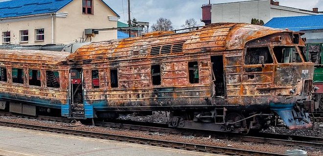 Укрзализныця запускает дизель-поезд в освобожденный от россиян Тростянец - Фото