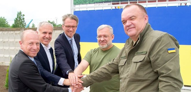 Україна розширює співпрацю із Westinghouse. Збудують не п'ять, а дев'ять енергоблоків - Фото