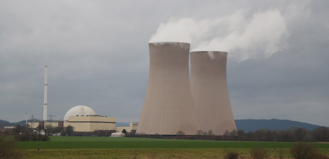 Германия остановила последние ядерные реакторы - Фото