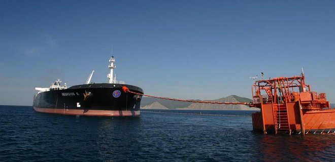 Казахстан задумался об экспорте нефти в обход Черного моря - Фото