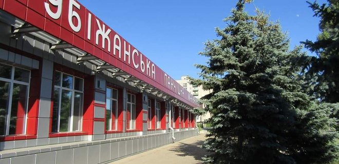 Разбомбленная Россией Рубежанская чулочная мануфактура возобновляет производство во Львове - Фото