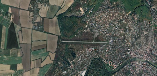Глава Закарпатского облсовета заявил о возможности возобновления авиаперелетов в Ужгород - Фото