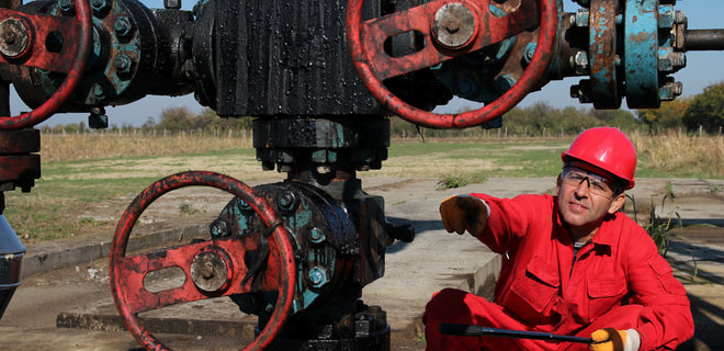 ОПЕК+ неожиданно объявила о сокращении добычи, цены на нефть выросли на 8% - Фото