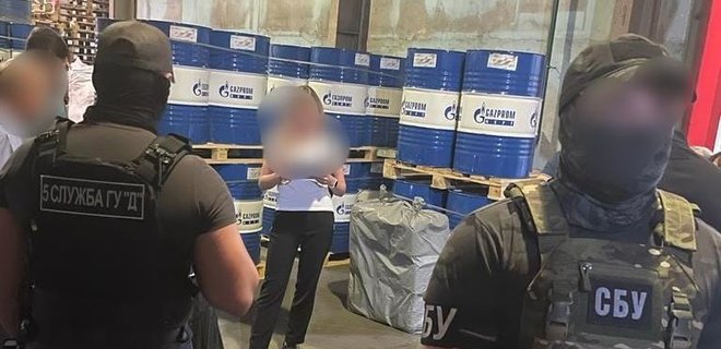 СБУ изъяла 27 тонн смазочных масел у украинской 