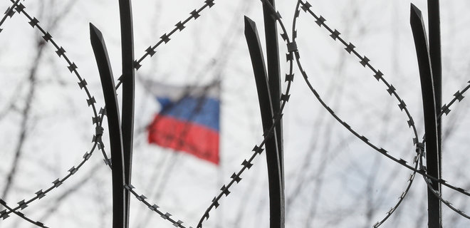 Кремль посилив тиск на компанії, які хочуть вийти з Росії - Фото