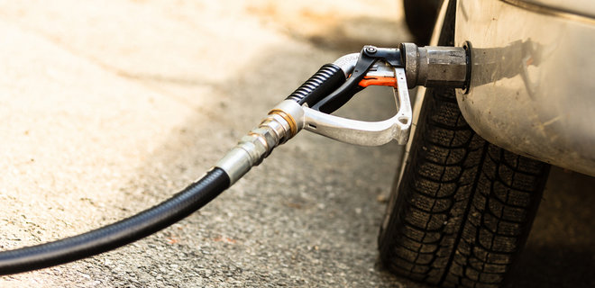 Цены на топливо снизились в феврале, больше всего подешевел автогаз – Госстат - Фото