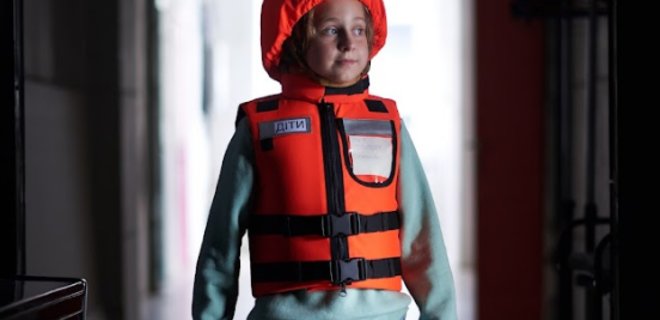 Во Львове изготавливают бронежилеты для эвакуации детей из зоны боевых действий — фото - Фото