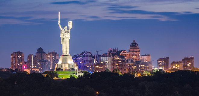 В Киеве начинаются веерные отключения: свет могут выключать на четыре часа - Фото