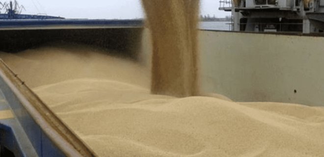 Одеський припортовий завод перепрофілювався на завантаження зерна на експорт - Фото