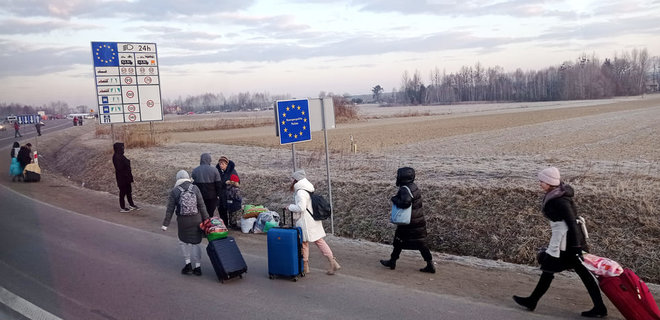 Украинцы в Польше назвали условия для возвращения домой после войны — опрос - Фото