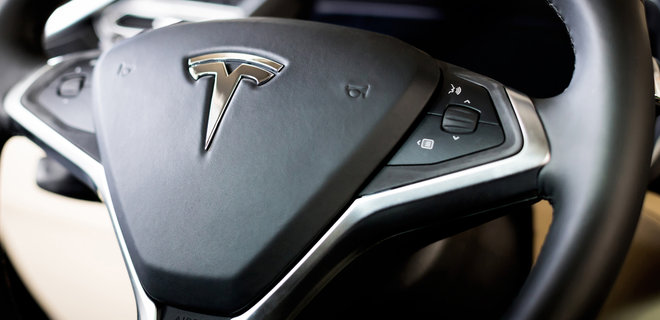 Tesla зарабатывает на одном автомобиле больше, чем кто-либо из конкурентов - Фото