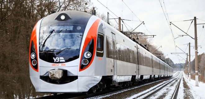 Укрзалізниця запускает два дополнительных пассажирских поезда в Польшу - Фото