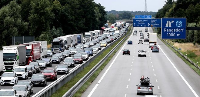 Европарламент одобрил запрет продажи авто с двигателями внутреннего сгорания с 2035-го - Фото