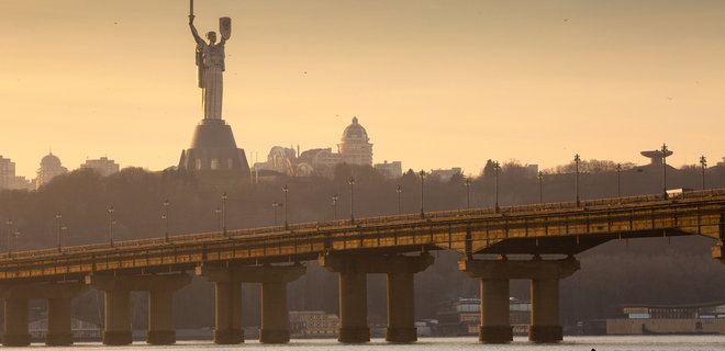 В некоторых районах Киева были стабилизационные отключения света - Фото
