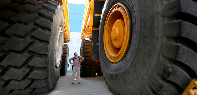 США вдарили санкціями по двох основних машинобудівних підприємствах Білорусі - Фото