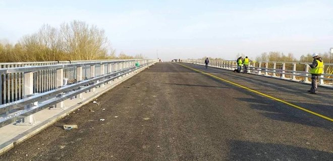 На окружной Чернигова открыли восстановленный мост через Десну – фото - Фото