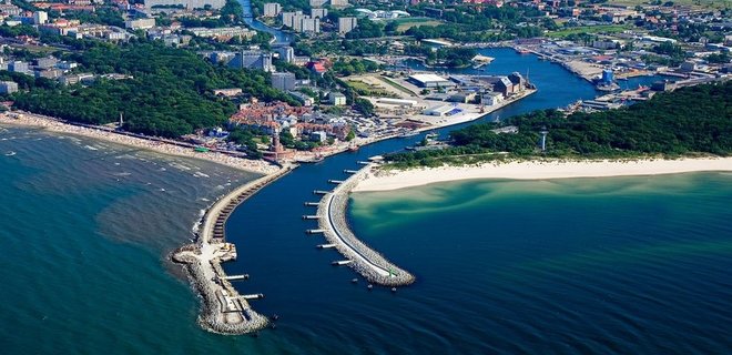 Польша меняет условия транзита украинского зерна: случайно дискриминировала свой же порт - Фото
