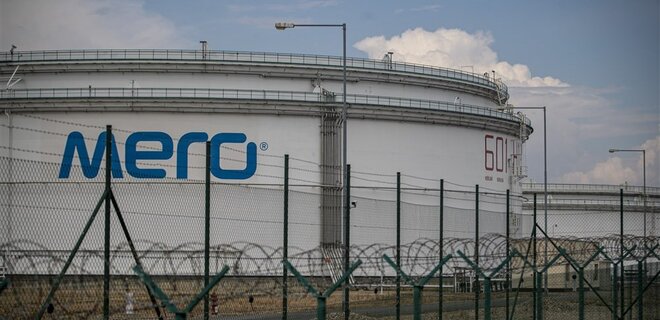 Чехія домовилась про розширення нафтопроводу з Італії: стане заміною російській 