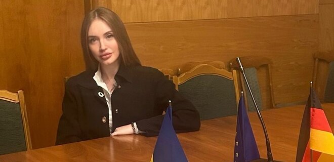 Жена нардепа может лишиться должности в Антонове из-за журналистского расследования - Фото