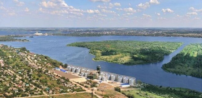 Украина из-за уничтожения Каховской ГЭС снижает сброс воды из верхних водохранилищ Днепра - Фото
