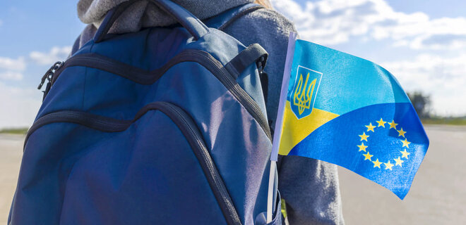 Почти у четырех миллионов украинцев есть статус временной защиты в ЕС — Евростат - Фото