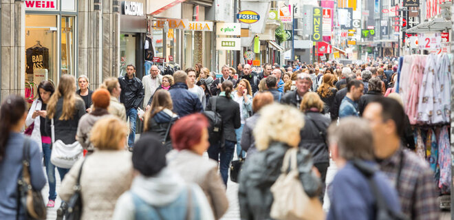 В Германии рекордный прирост населения. Заехало более миллиона украинцев - Фото