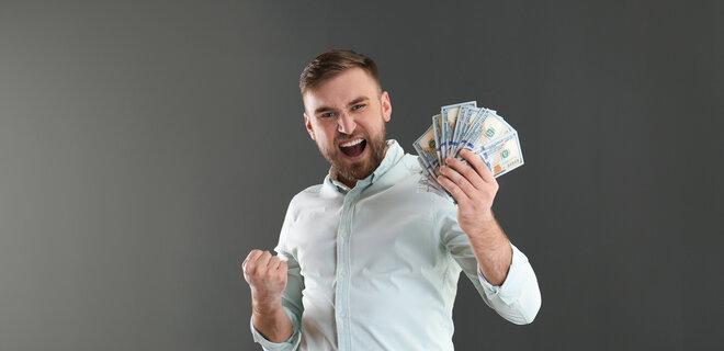 У США чоловік зірвав рекордний джекпот в історії казино. Він виграв майже мільйон доларів - Фото