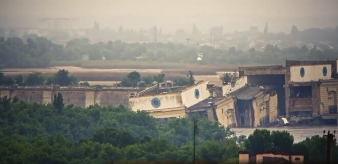 Российский теракт на Каховской ГЭС обошелся Украине в $2 млрд: первая оценка убытков - Фото
