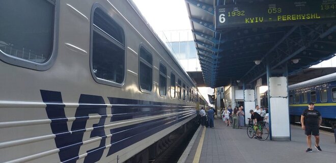 Через ремонт біля Перемишля УЗ скасує поїзди з Києва та Харкова, але призначить нові - Фото