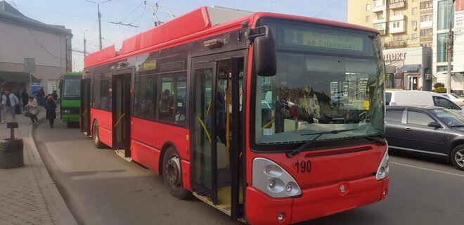 Тернопіль планує закупити 30 нових тролейбусів у кредит - Фото
