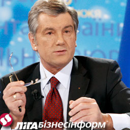 Ющенко призвал Тимошенко завершить газовые переговоры до июля