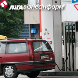 Цены на бензин в Украине снова падают