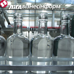 Налоговики оштрафовали 6 спиртзаводов на 300 млн.грн.
