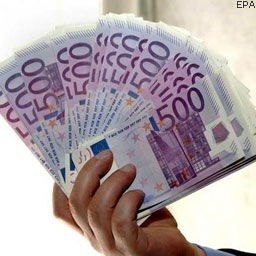 Межбанк открылся снижением котировок рубля и евро