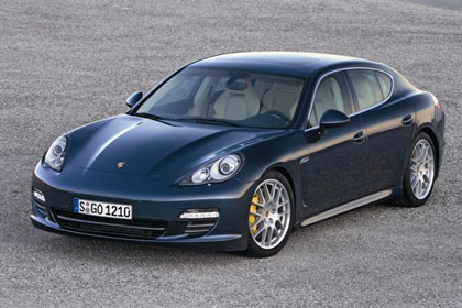 "Porsche" готовит "Panamera" в кузове кабриолет