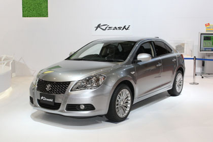 "Suzuki" покажет в Женеве европейский "Kizashi"