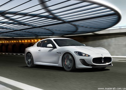 "Maserati" представит в Париже самую быструю модель в своей линейке (фото)