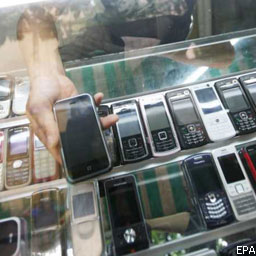 Рынок мобильных телефонов за год вырос на 18%