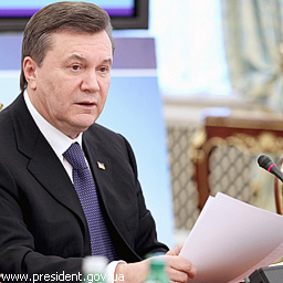 Янукович: Украина справится со второй волной мирового кризиса